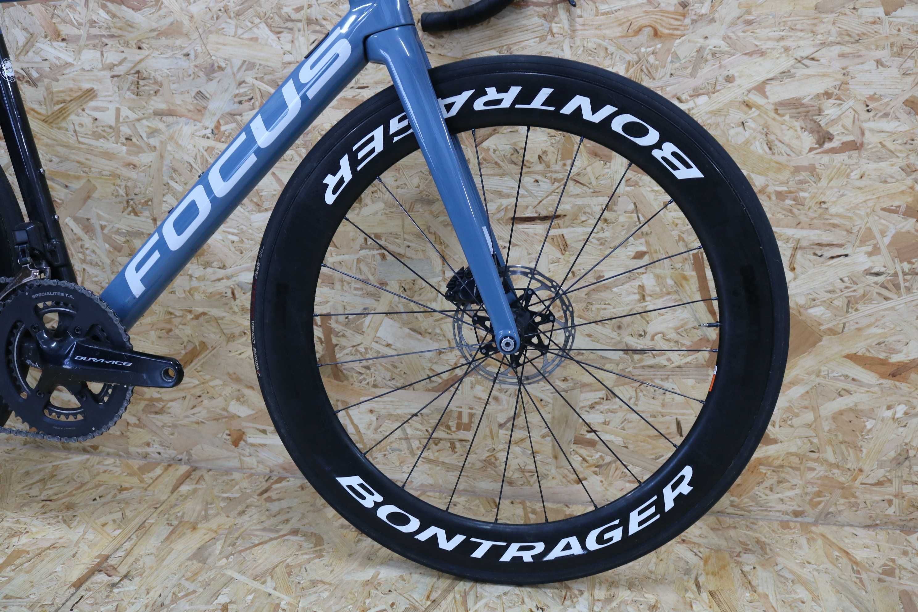 Bicicleta disco Focus Izalco Max - Dura Ace Di2 - Rodas carbono