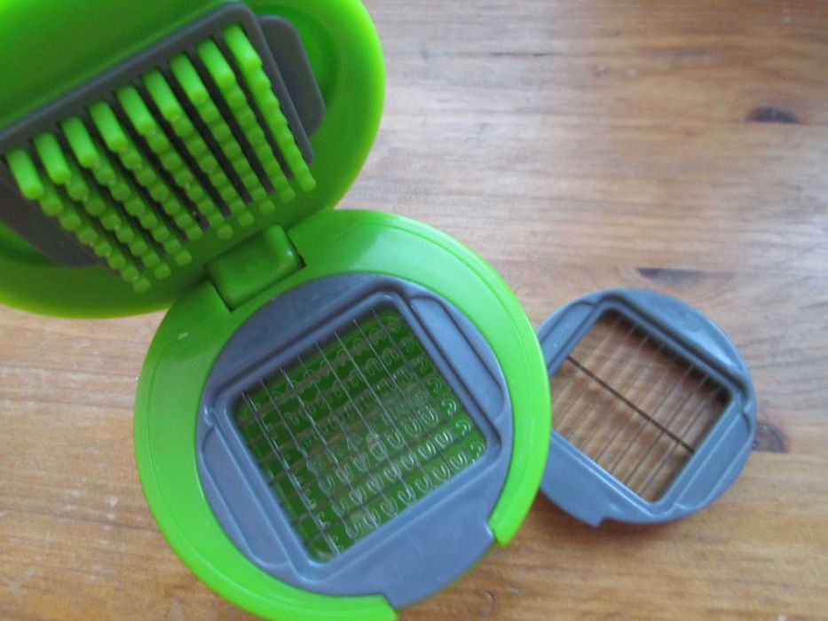 Измельчитель для чеснока Garlic Chopper, керамическа солонка/перечница