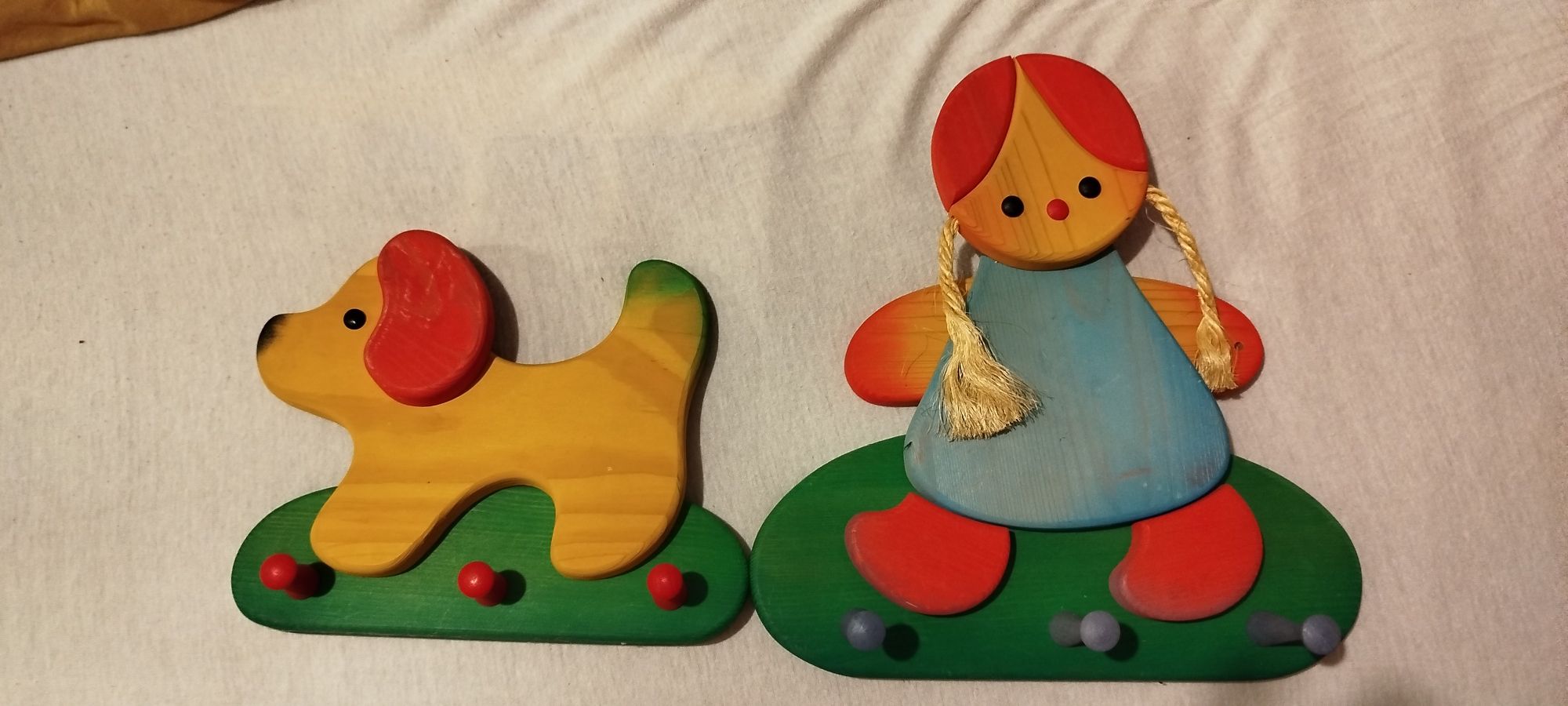 Piękne,duże ,drewniane wieszaki/wieszak dla dzieci
