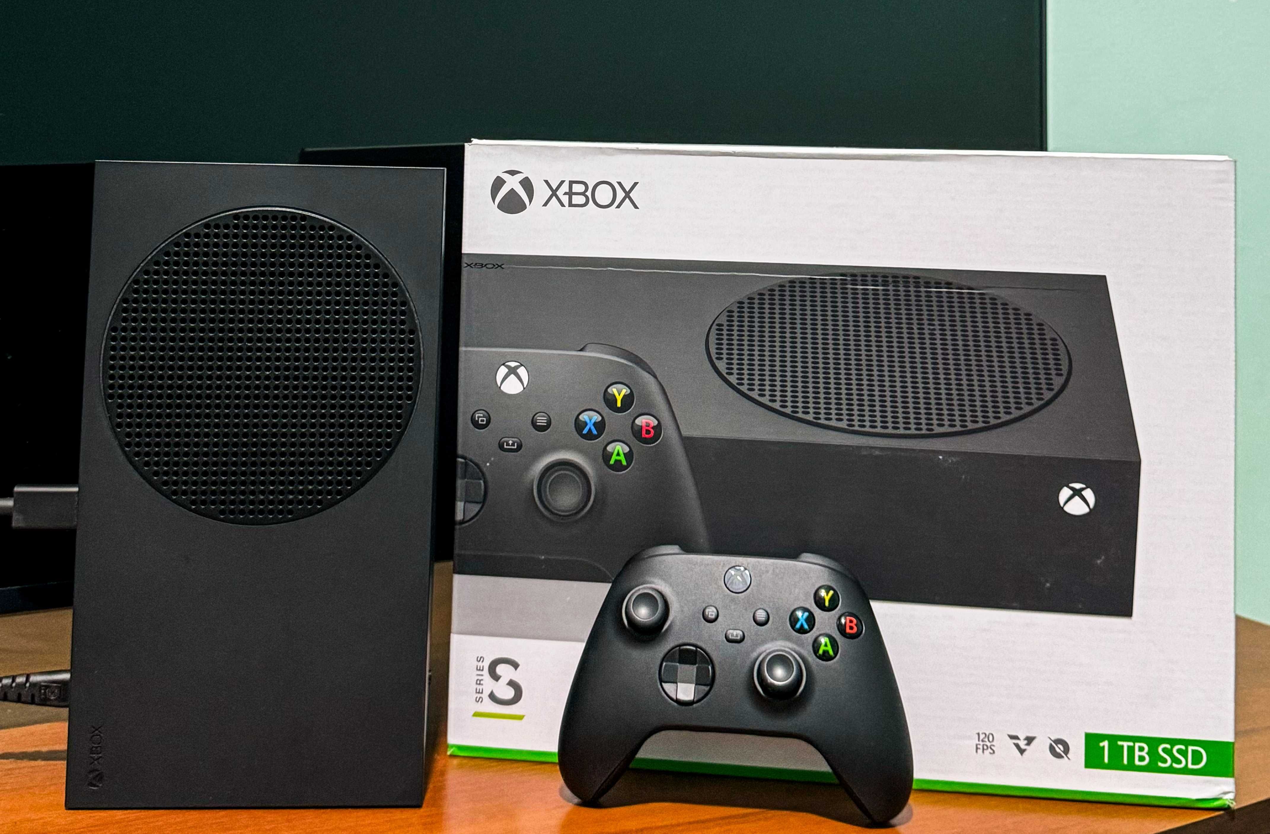 Ігрова консоль Xbox Series S 1TB Carbon Black