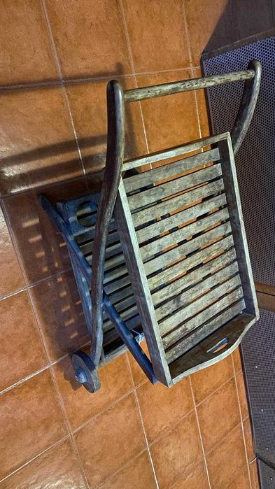 CARRINHO CHA/BEBIDAS DE APOIO - EXTERIOR EM MADEIRA TEKA