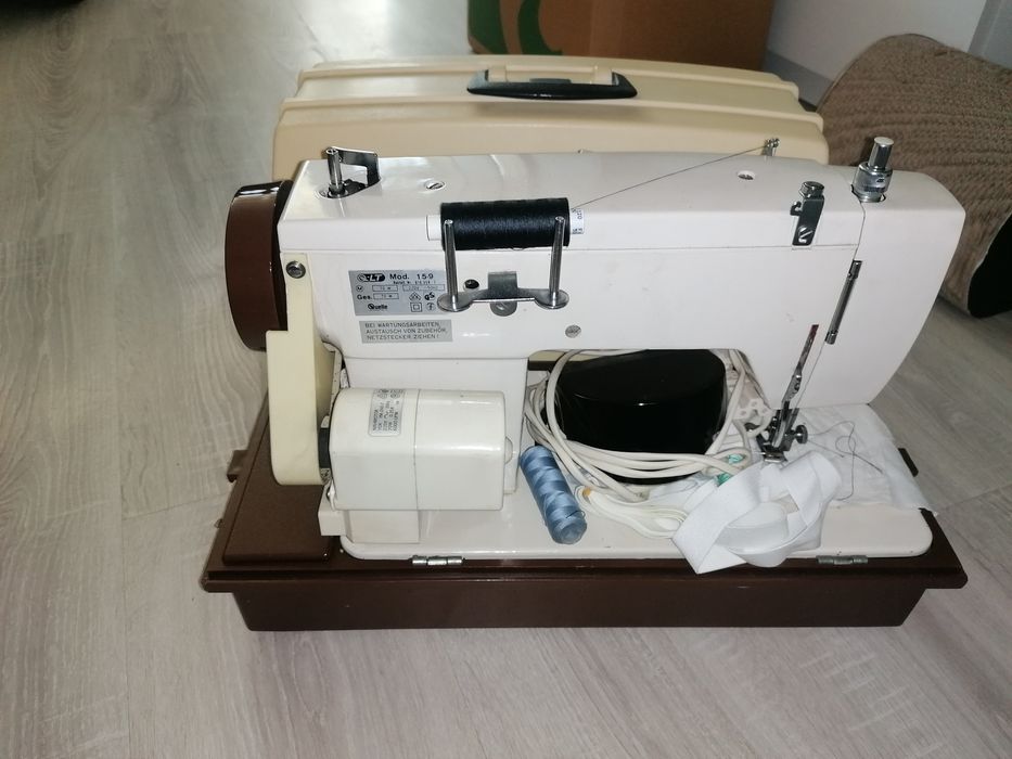 Maszyna do szycia firmy privileg 100% sprawna