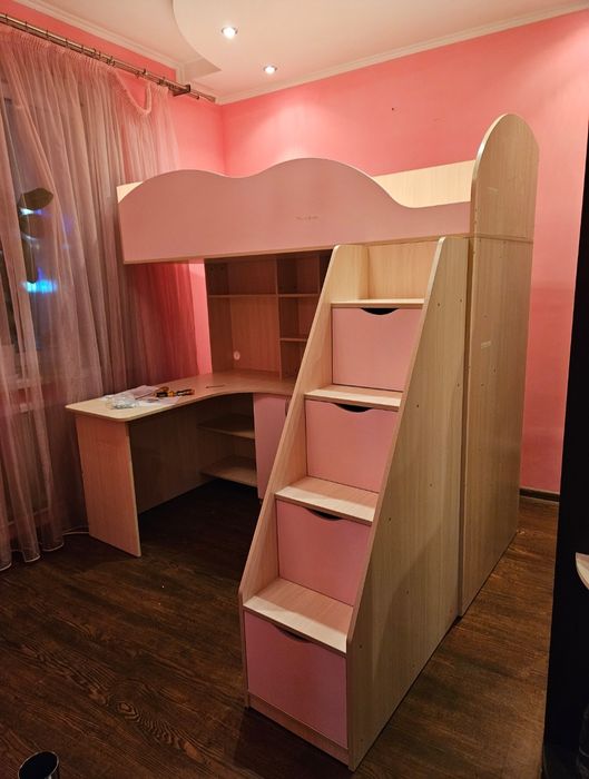 Продам ліжко горище