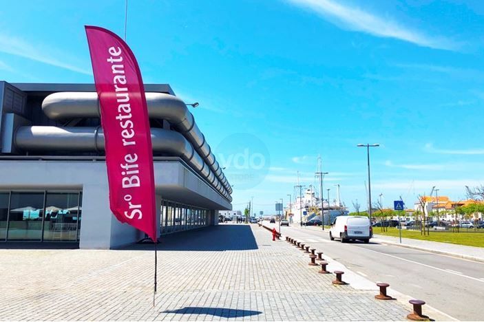 Bandeiras com mastro - Beachflags
