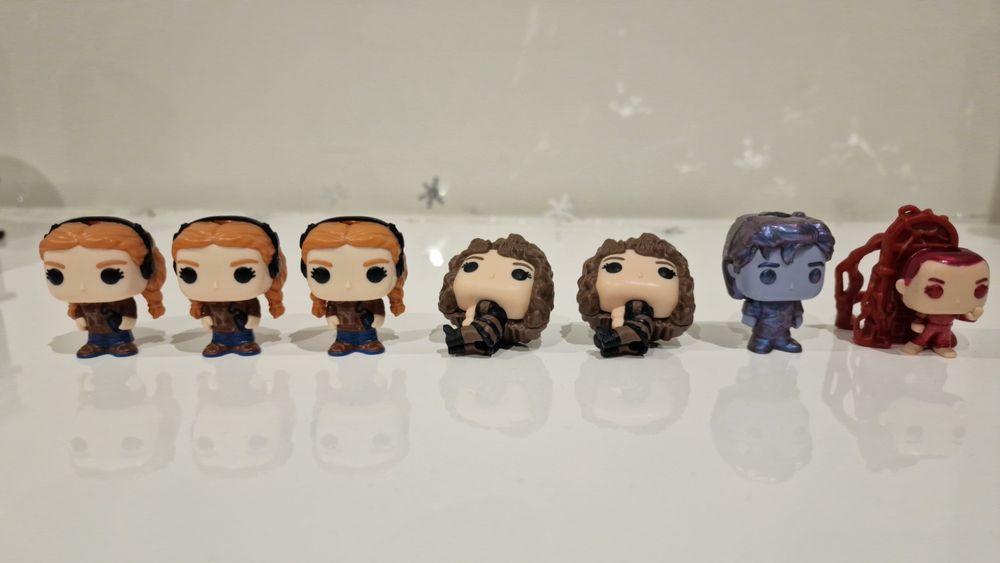 Figuras Stanger Things Kinder Joy