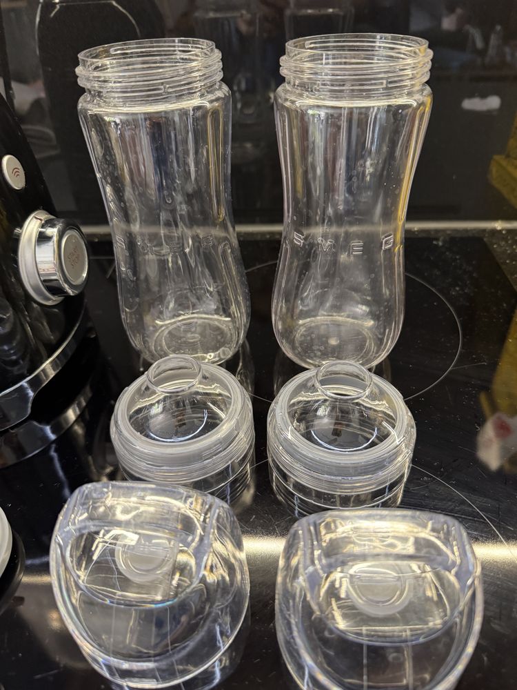 Blender kielichowy smeg + 2 x smoothie