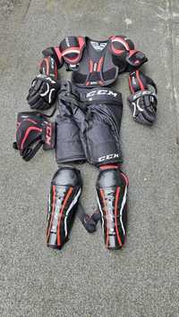 Ochraniacze do hokeja na lodzie marki CCM Hockey dziecko 1,22-1,34 cmo