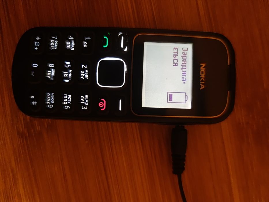 Продається Нокія 1280.