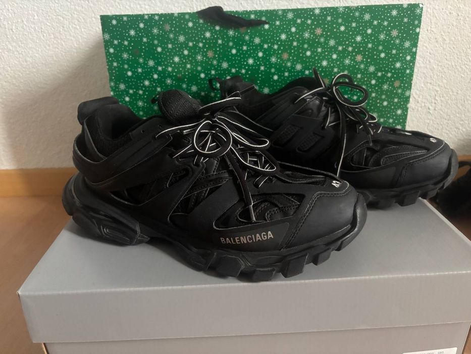 Balenciaga Track Black