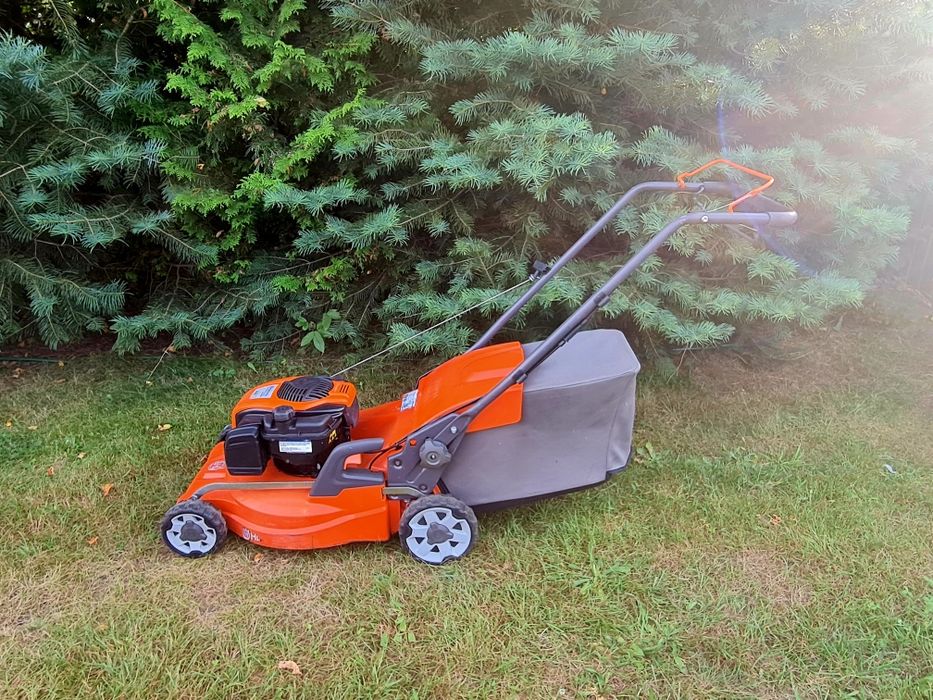 Kosiarka z koszem z napedem HUSQVARNA Lc 247s 3.5km jak NOWA 2016r