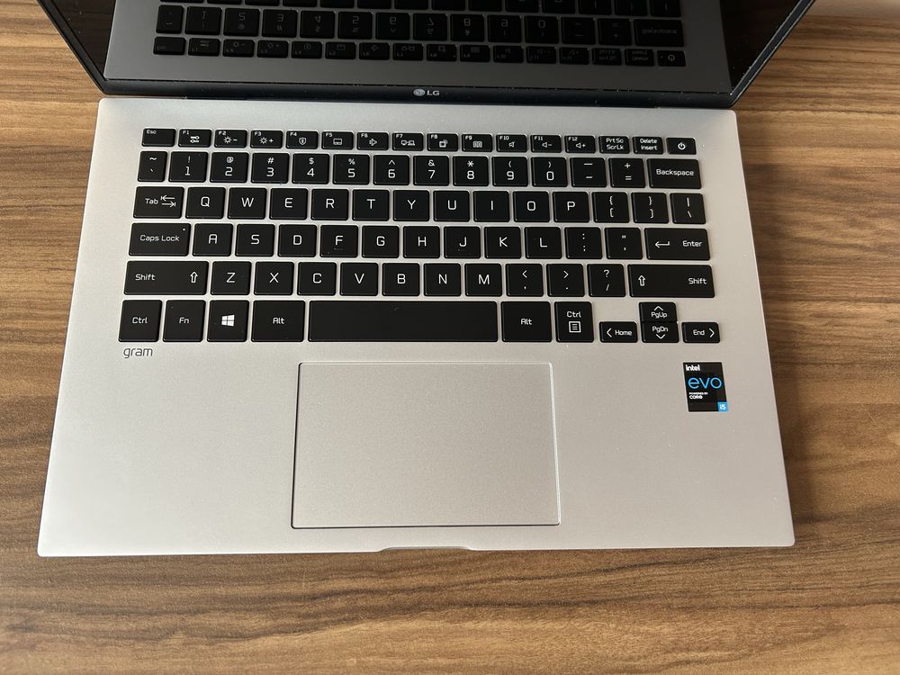 Ultrabook LG Gram 14" 2021 14Z90P-G.AA56Y i5-1135G7 l