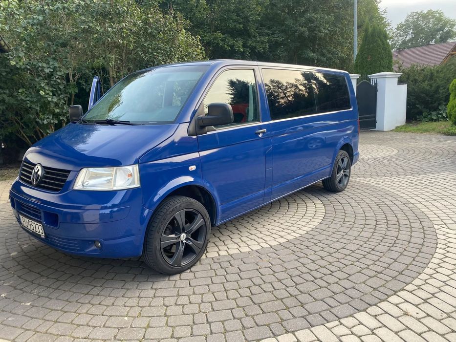 Volkswagen Caravelle WV T5 osobowy