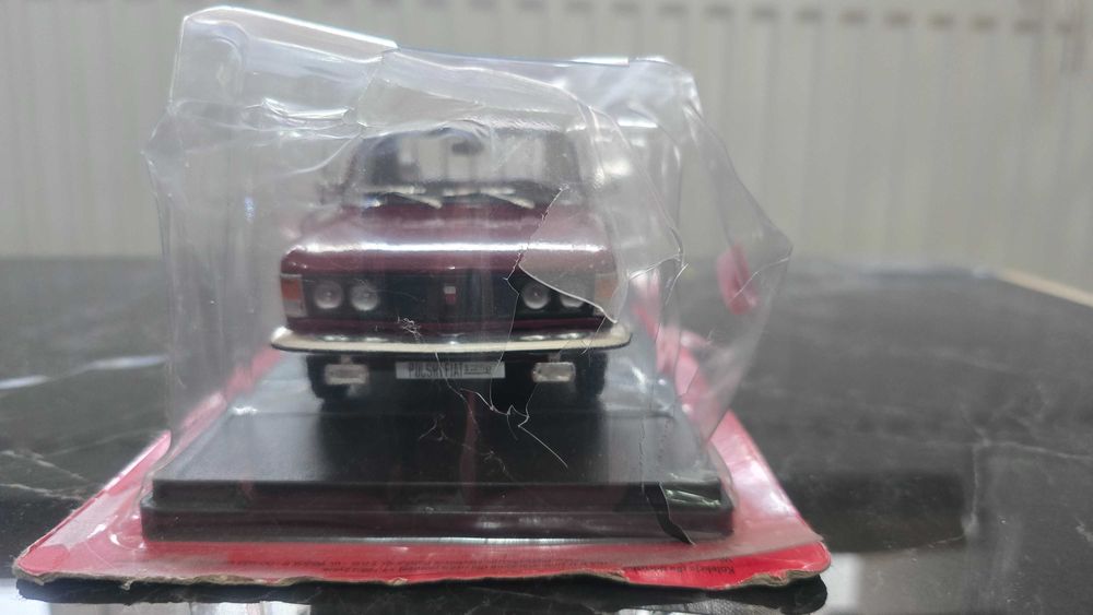 Fiat 125p Pick-up 1975 Skala 1:24 F1