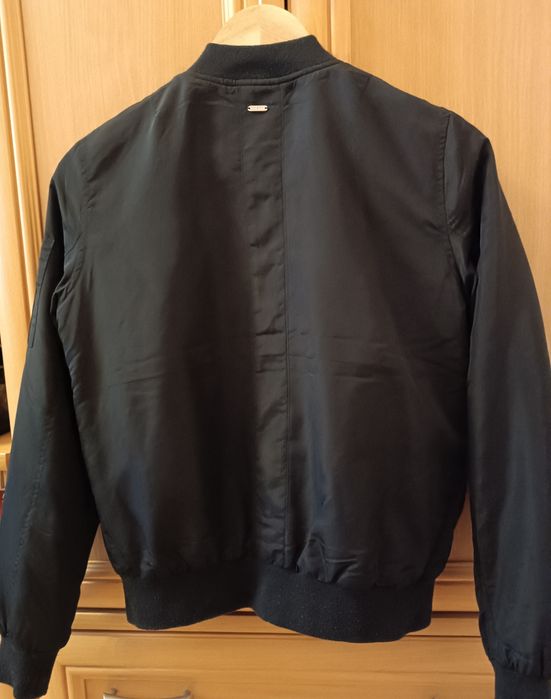 Czarna bomberka Cropp - rozmiar S