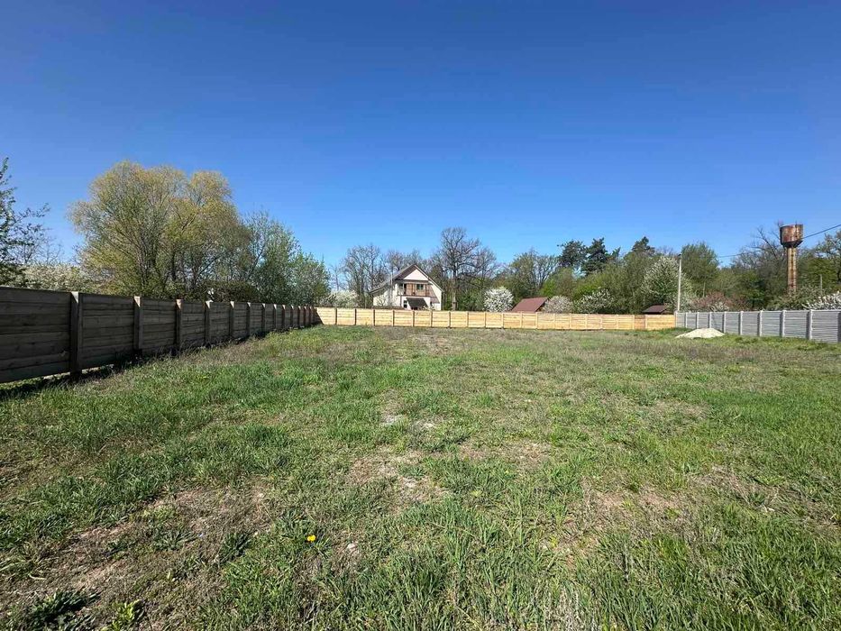 Продам земельну ділянку 10 сот в смт Ворзель, вул. Мічуріна!