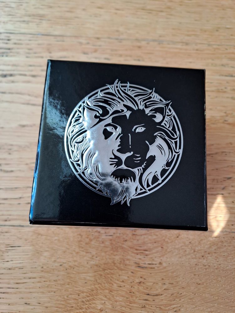 Pudełko pudełeczko box case na zegarek versace versus srebrne czarne