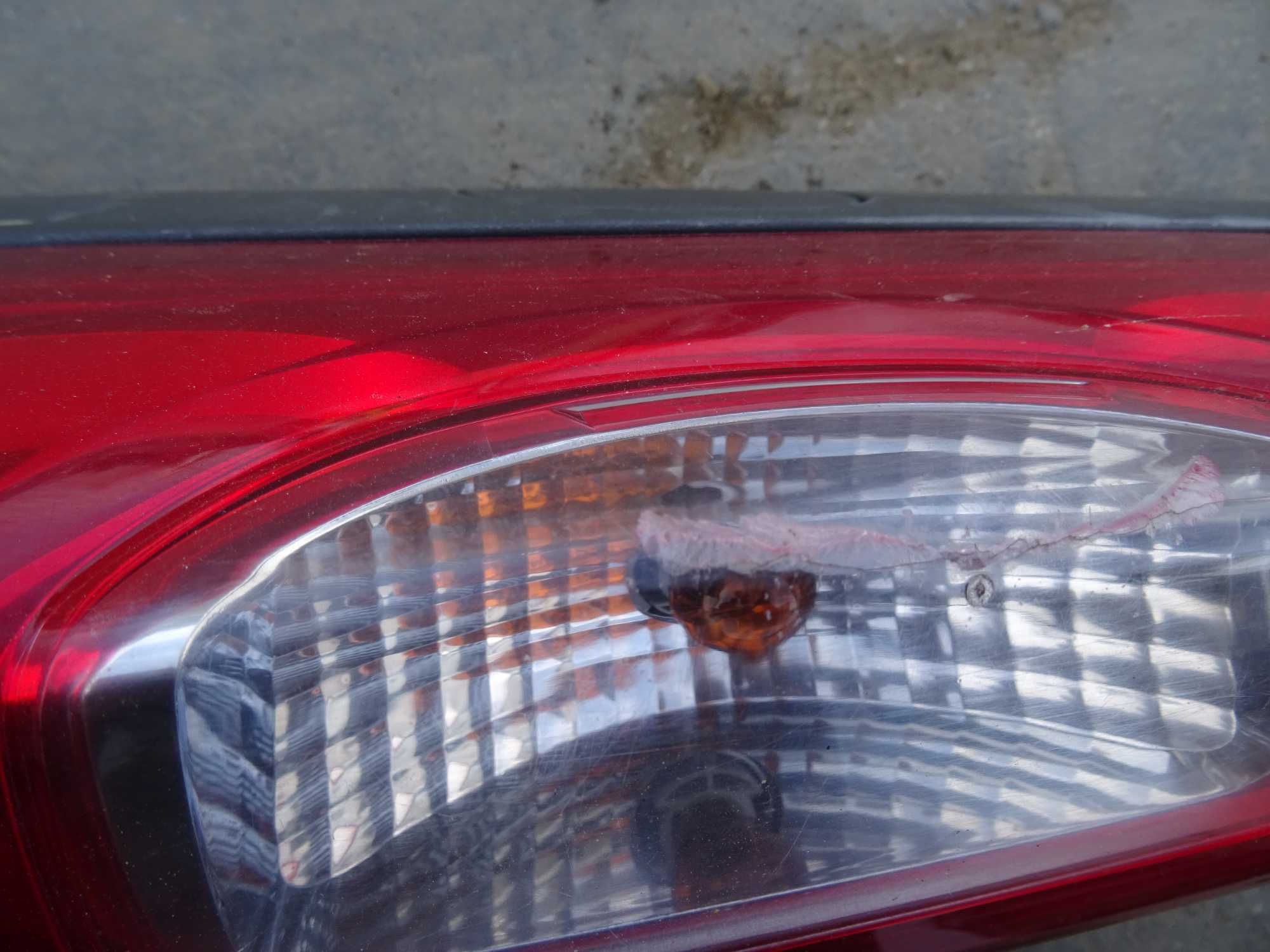 Lampa tył lewa Renault Trafic