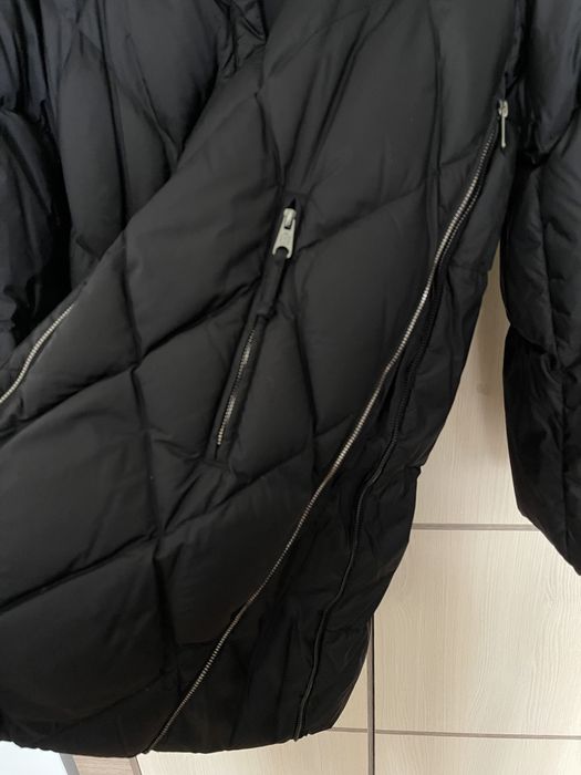 Kurtka pikowana puchowa plaszcz Max Mara Weekend 36 S czarna z futrem