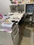 Mesa para manicure  usada
