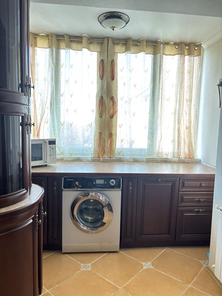 Продаж 4х кімнатної квартири .Житомир вул. Шевченка