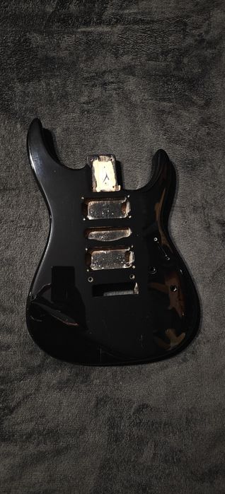 Korpus Gitary Elektrycznej Superstrat Fernandes Japonia Lata 80