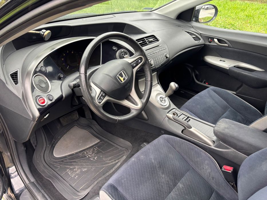 Honda civic UFO gen 8 1.8 benzyna lpg