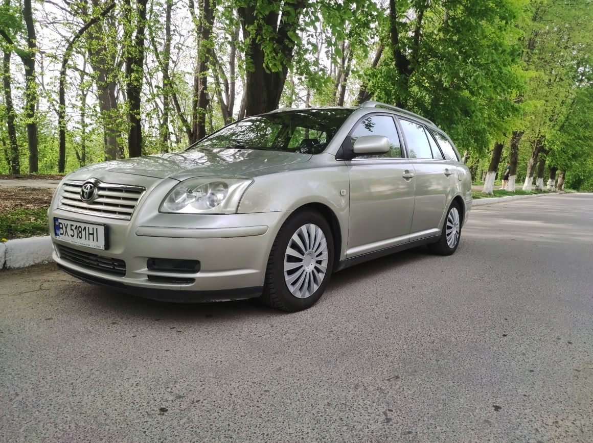 Продам Toyota AVENSIS T25