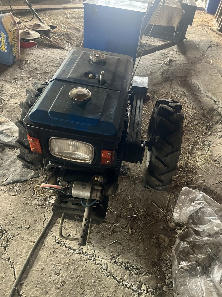 Мотоблок Зубр 8 з прицепом
