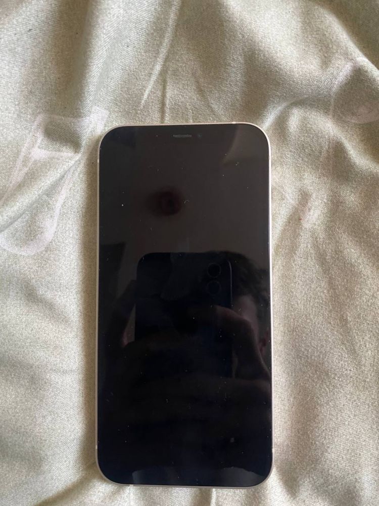 12 iphone 128ggb 99акб