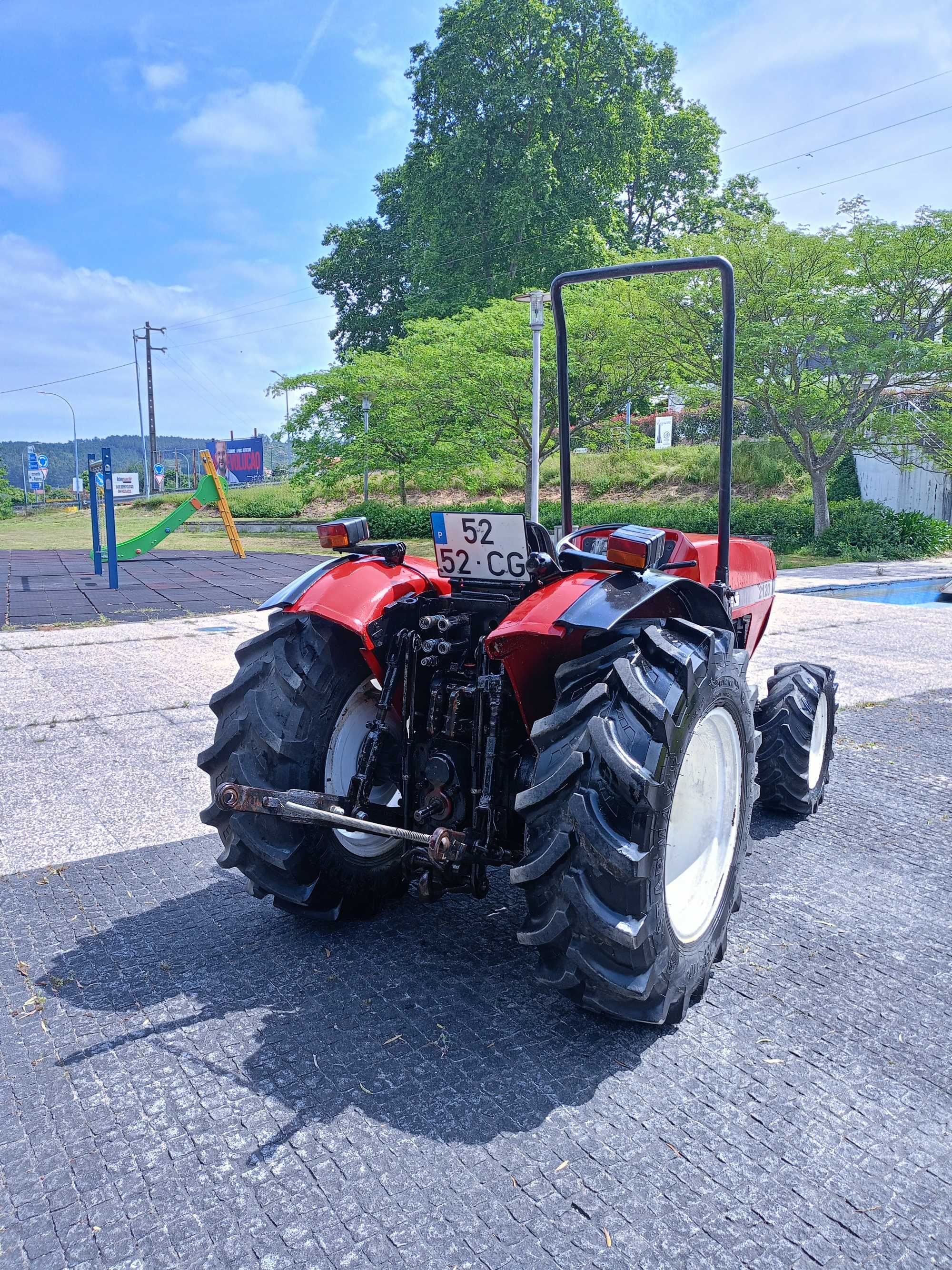 Trator case 2120 55cv