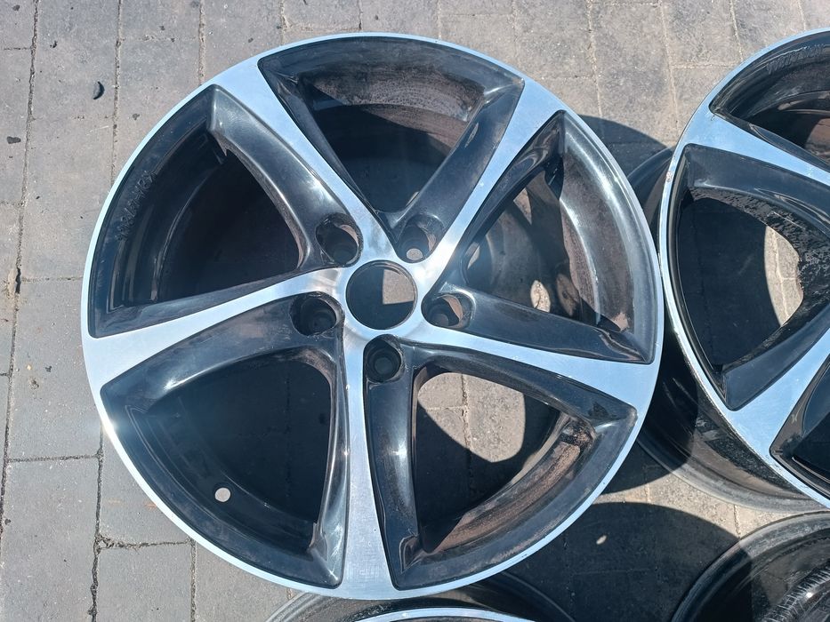 Felgi Alu Audi VW Seat Skoda 5x112 ET47 7.5J17