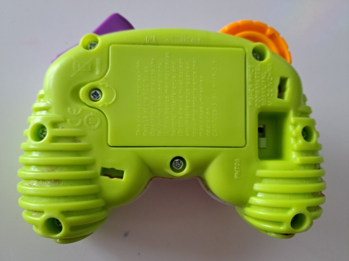 Zestaw Fisher Price wesoły padzik malucha PL gratis maskotka królik