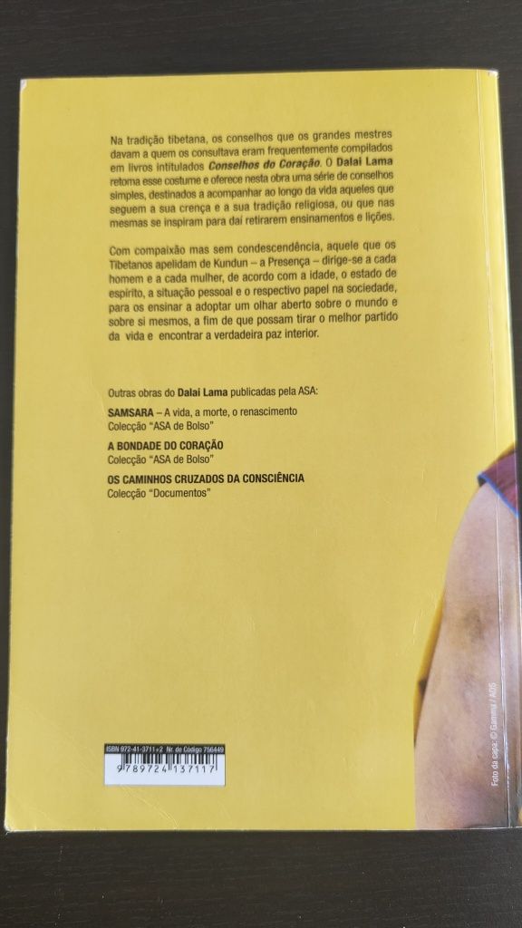 Livro "Conselhos do Coração", Dalai Lama - bom estado 
de Dalai Lama