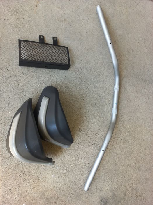 Guarda mãos, grelha radiador e guiador royal enfield