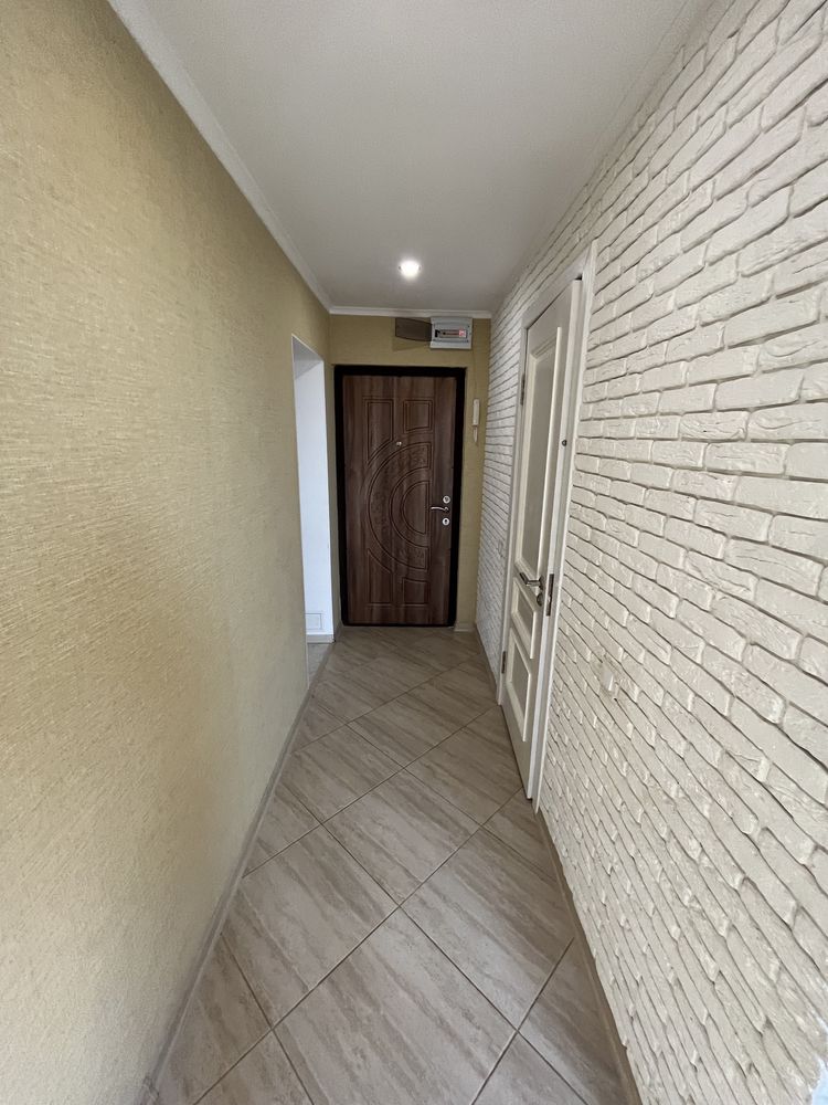 Продаж 2 кімнатної квартири вул. Космонавтів, зуп. Електронна