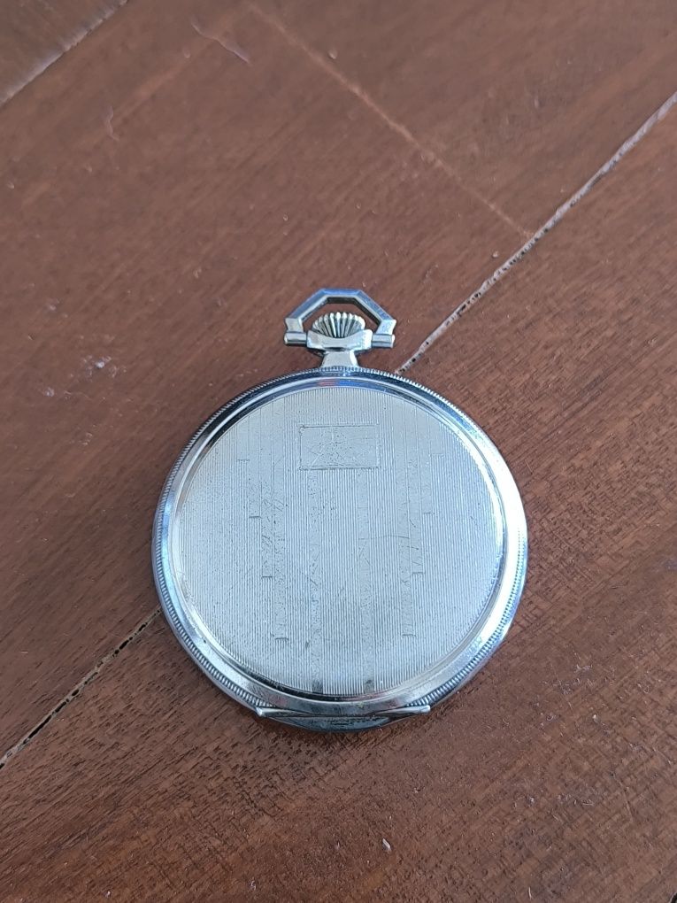 Relógio de bolso Omega (anos 30)