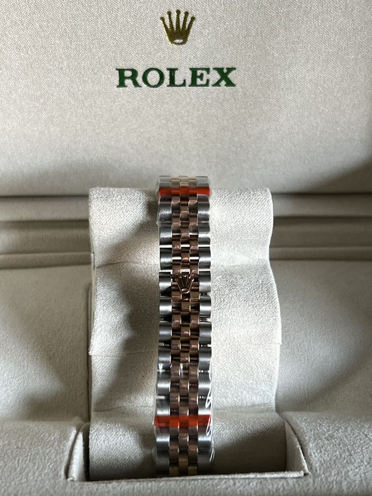 Rolex Oyster Perpetual 28mm (feminino)