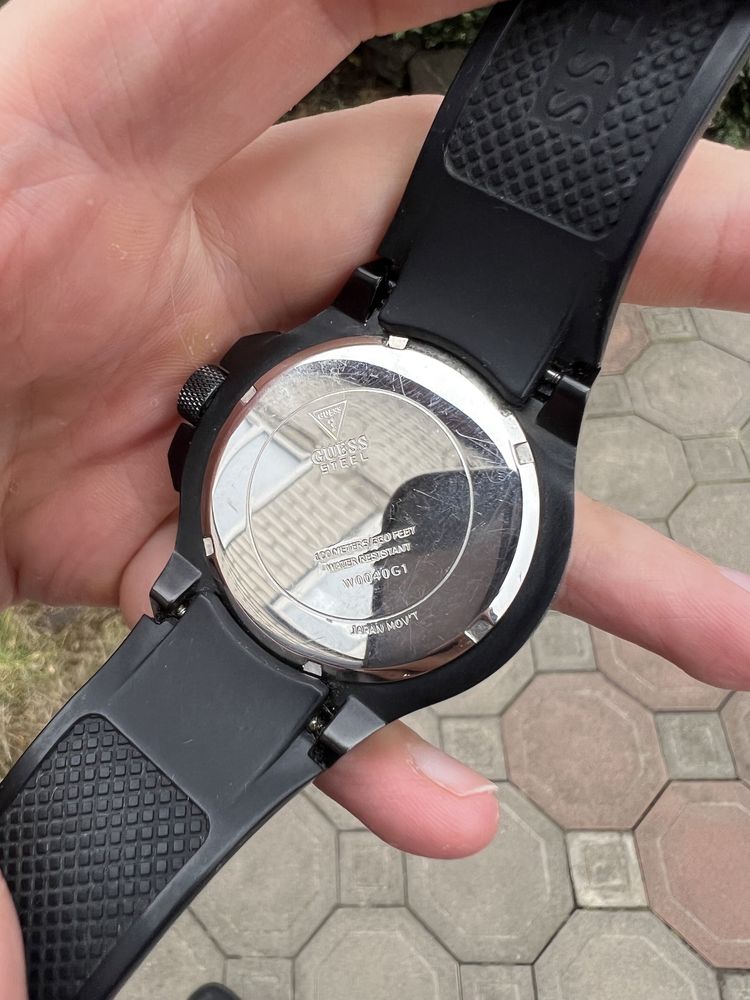 Мужские часы guess