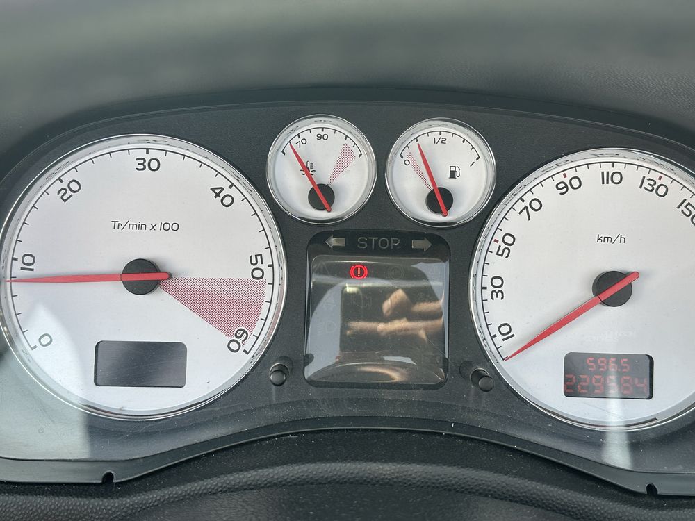 Vendo Peugeot 307CC cabrio 2000 Diesel em exelente estado
