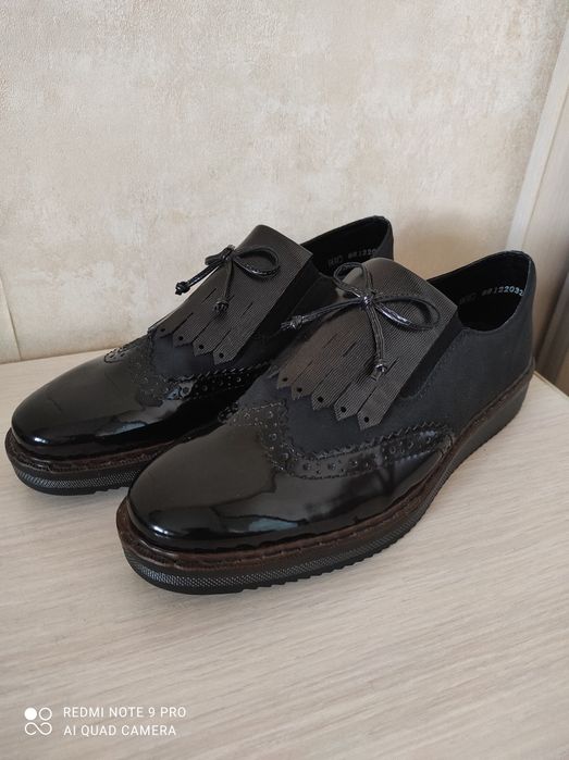 Rieker лаковані туфлі лофери броги НОВІ 40р (26см)