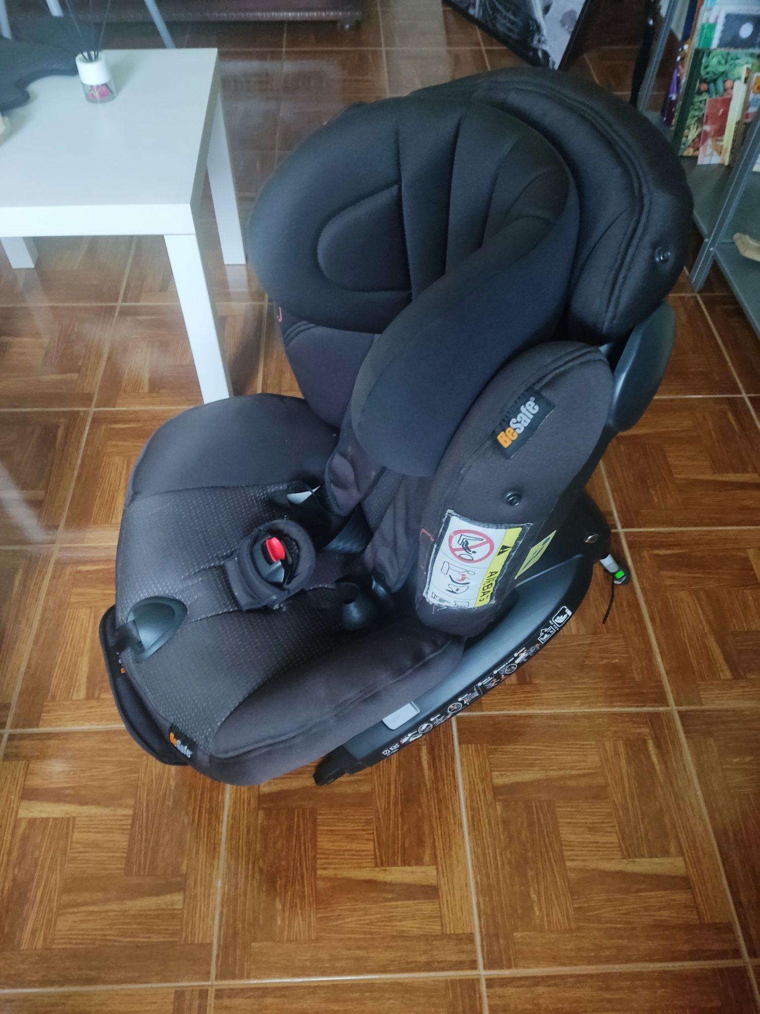 Cadeira com ISOFIX BeSafe