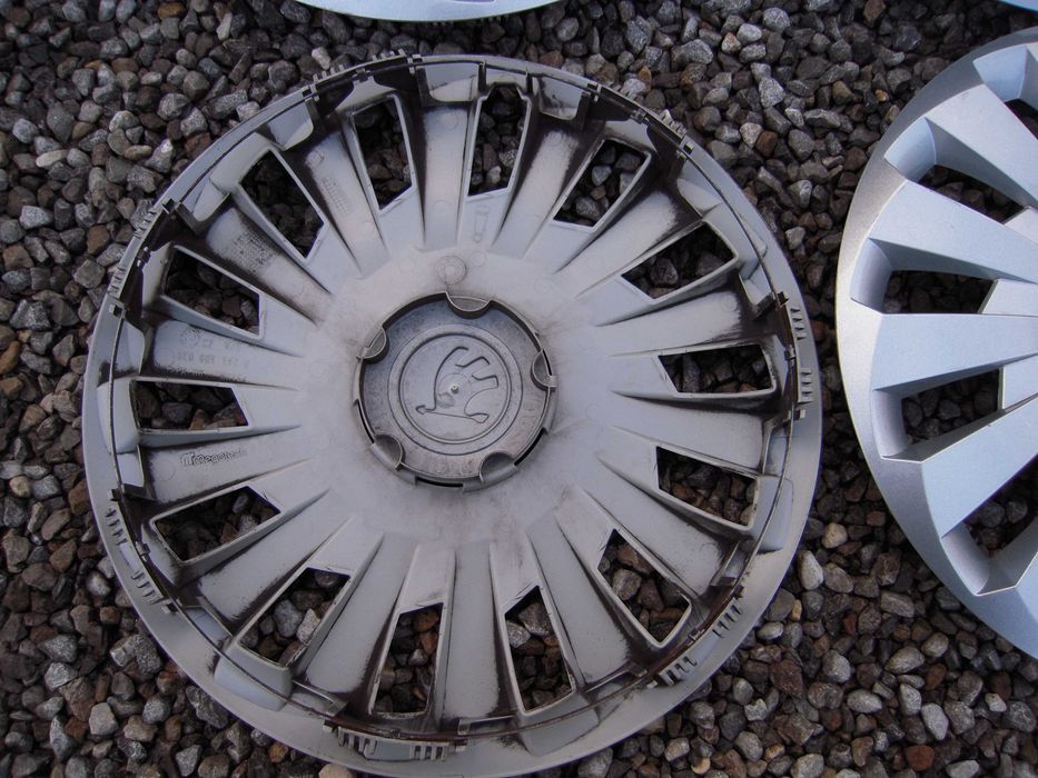 Kołpaki oryginalne SKODA Octavia Superb 16 cali