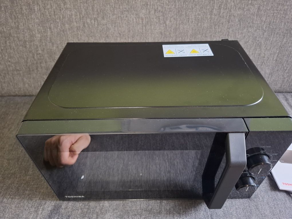 Kuchenka mikrofalowa toshiba mw2-mg20pf czarna