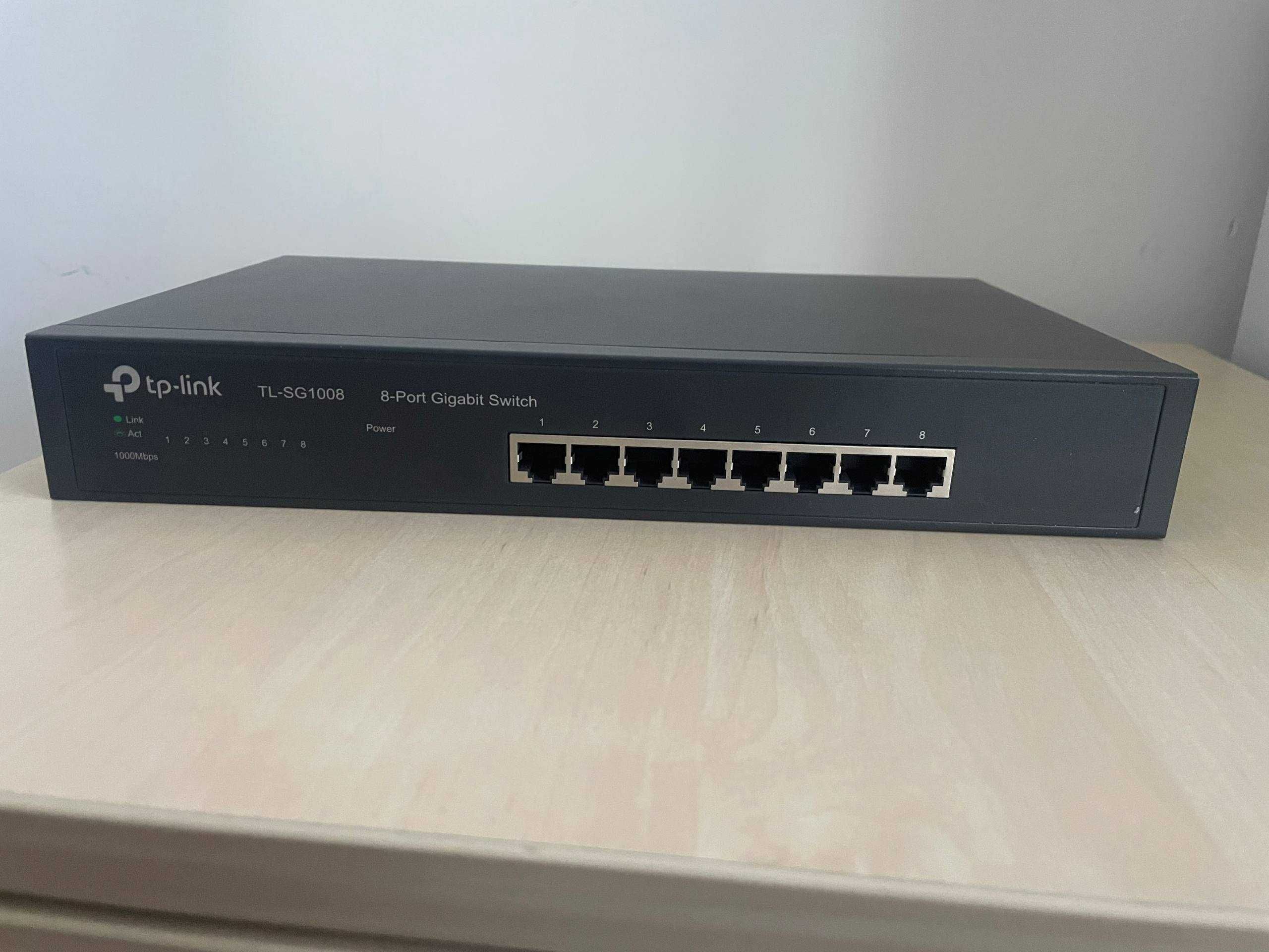 Комутатор мережевий TP-Link TL-SG1008