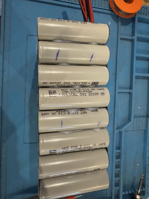 Збірка на molicel p42a