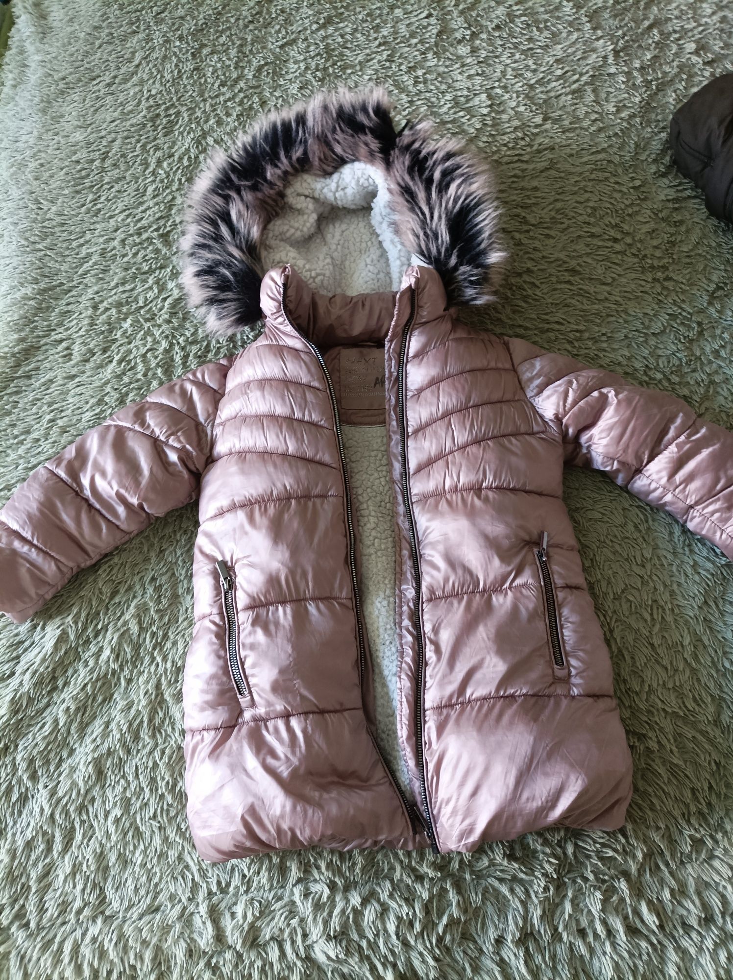 Зимова куртка Next для дівчинки