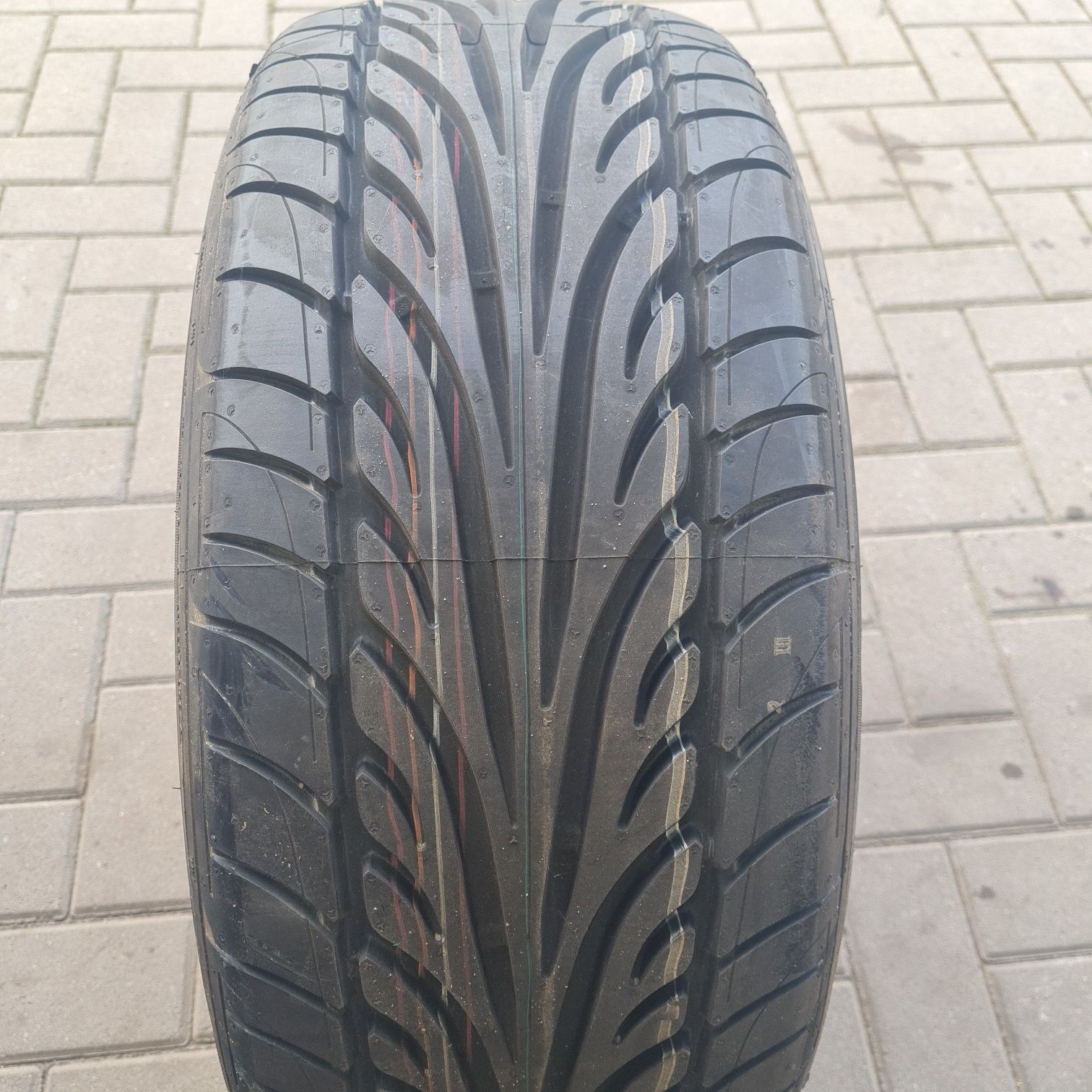 Opona Dunlop Sp Sport 9090