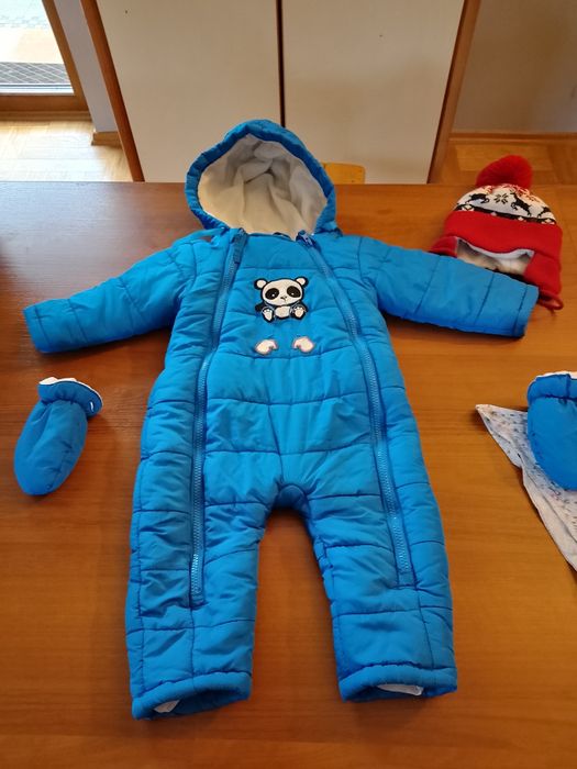 Kombinezon niemowlęcy