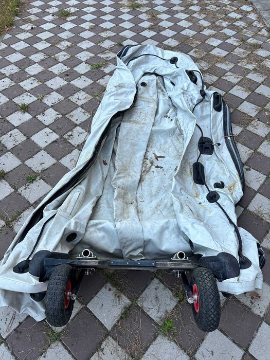 Надувний човен Kolibri KM-330D лодка