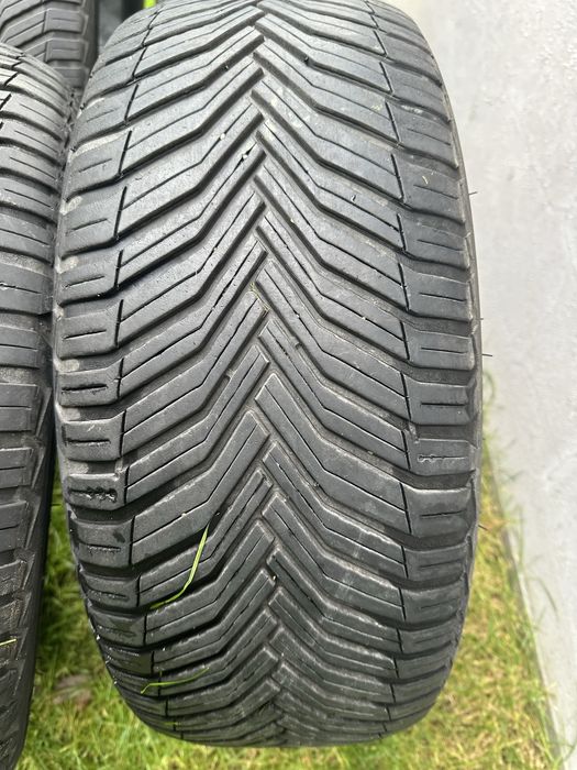 Opony Michelin CrossClimate 2 225 45 R17 Y komplet